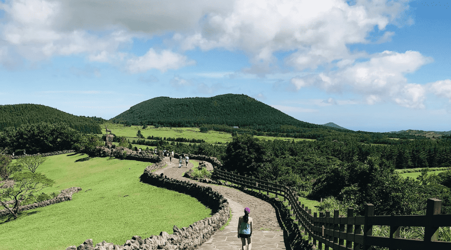 Read more about the article If you’re planning a trip to Asia this year, here are ten suggestions.